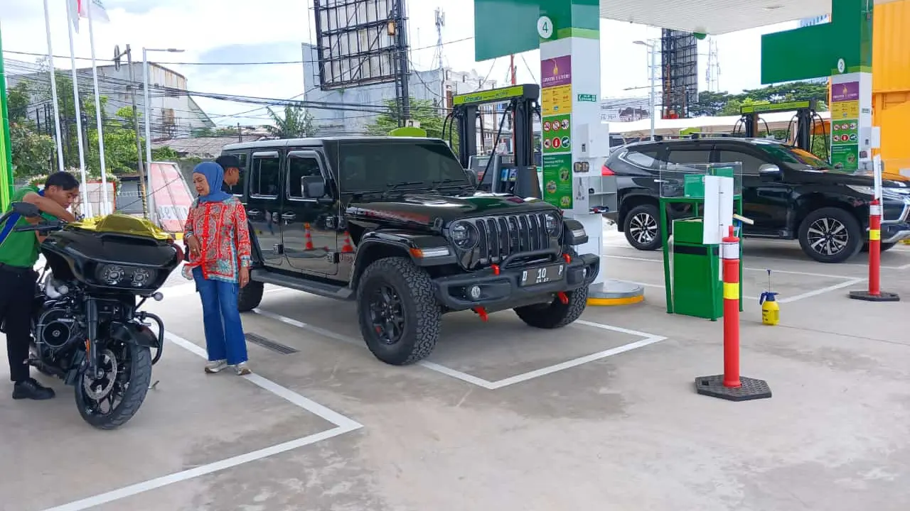 PT Aneka Petroindo Raya (BP-AKR) meresmikan jaringan SPBU bp pertama di kota Bandung, Jawa Barat. (Dok  BP-AKR)