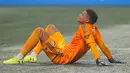 Kiper MLS All-Stars Zack Steffen usai pertandingan melawan Juventus pada MLS All-Star Game 2018 di Mercedes-Benz Stadion, Atlanta, Georgia (1/8). Juventus berhasil mengalahkan MLS All-Stars lewat drama adu penalti 5-3. (AFP Photo/Kevin C. Cox)