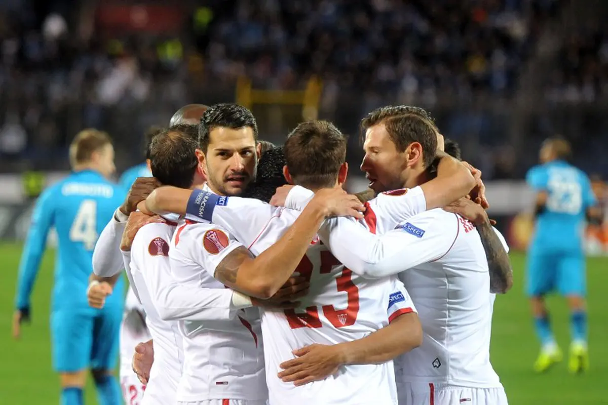 Rayakan Gol. 