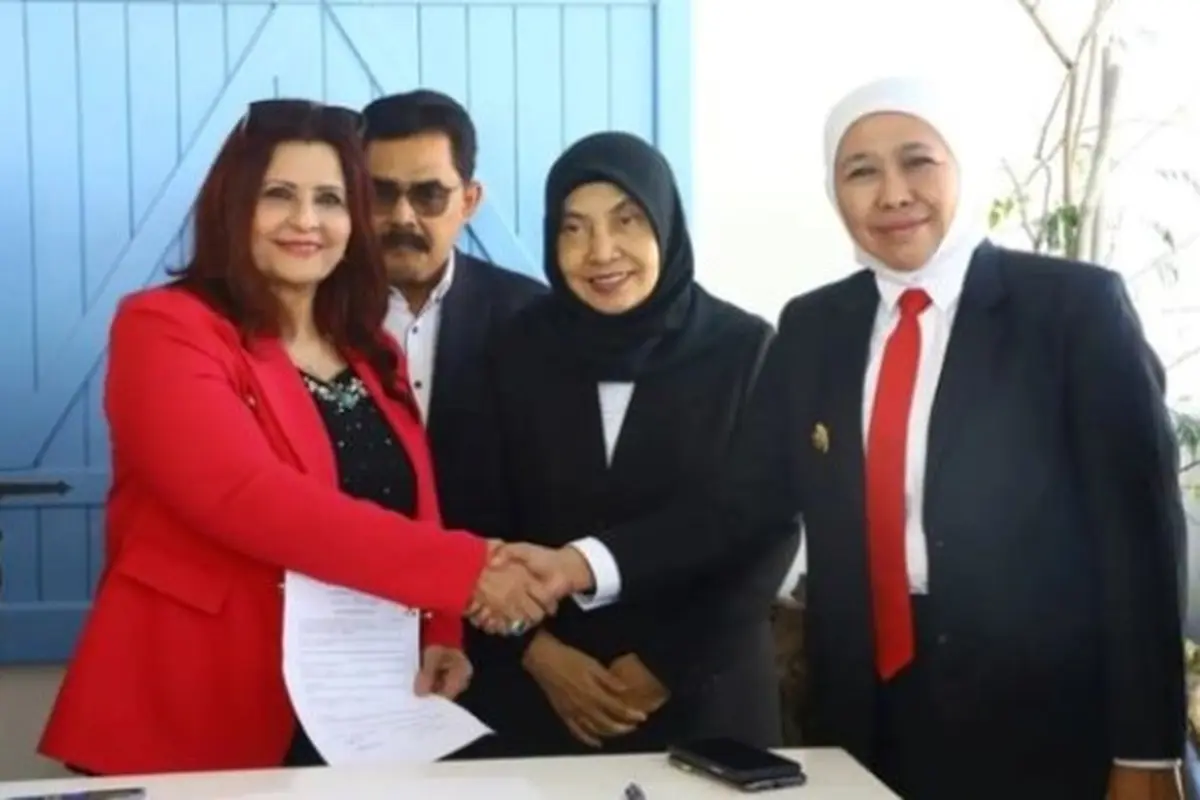 Gubernur Jawa Timur Khofifah Indar Parawansa menyepakati kerja sama di tiga bidang prioritas dengan  Alexandria Mesir. (Istimewa/khofifah.ip)