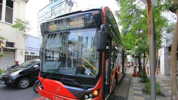 [Bintang] Bus