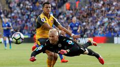Arsenal bermain imbang tanpa gol dengan Leicester City pada pertandingan lanjutan Premier League 2016-17, di King Power Stadium, Sabtu atau Minggu (21/8/2016) dini hari WIB. (Reuters/Darren Staples) 
