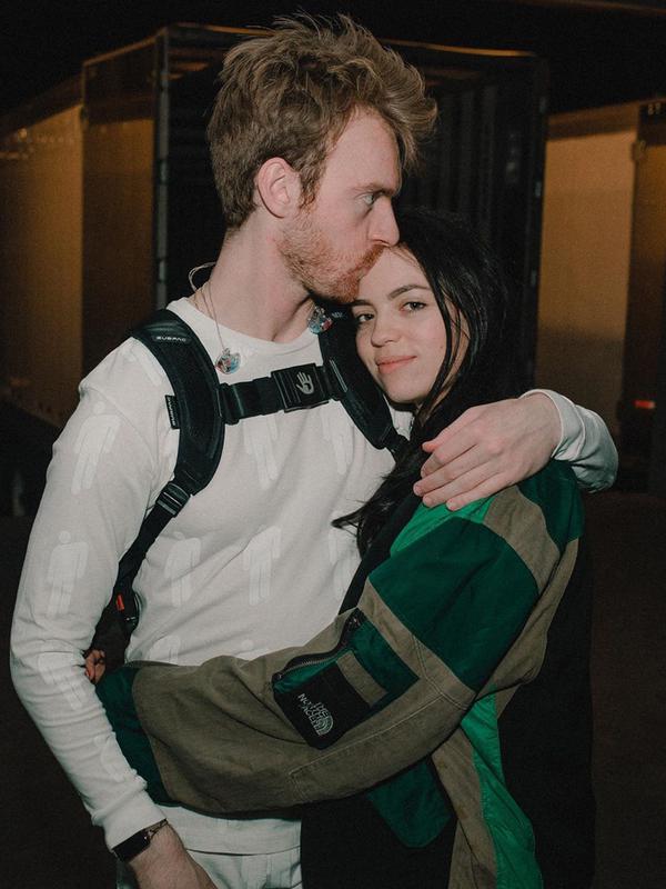 Finneas saat ini mempunyai pacar seorang YouTuber bernama Claudia Sulewski. Bahkan, ia menulis lagu untuknya yang disebut 