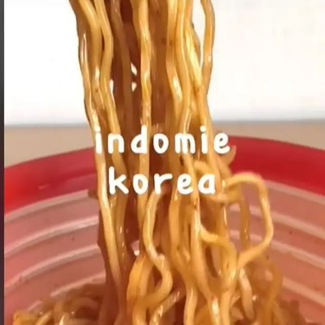 Warganet Ungkap Perbedaan Mi Instan Produksi Indonesia di Korea