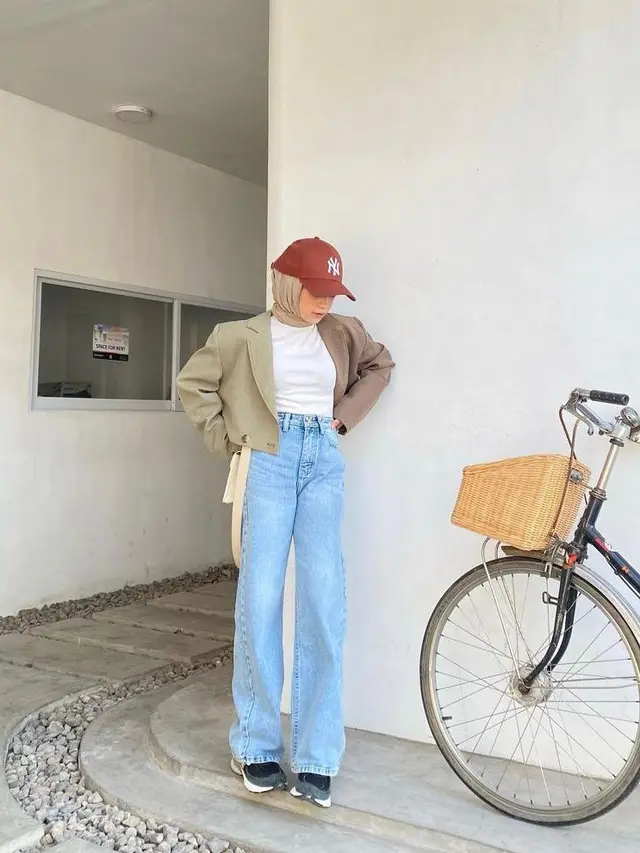 10 OOTD Hijab Simple untuk Hangout, Tetap Nyaman dan Stylish