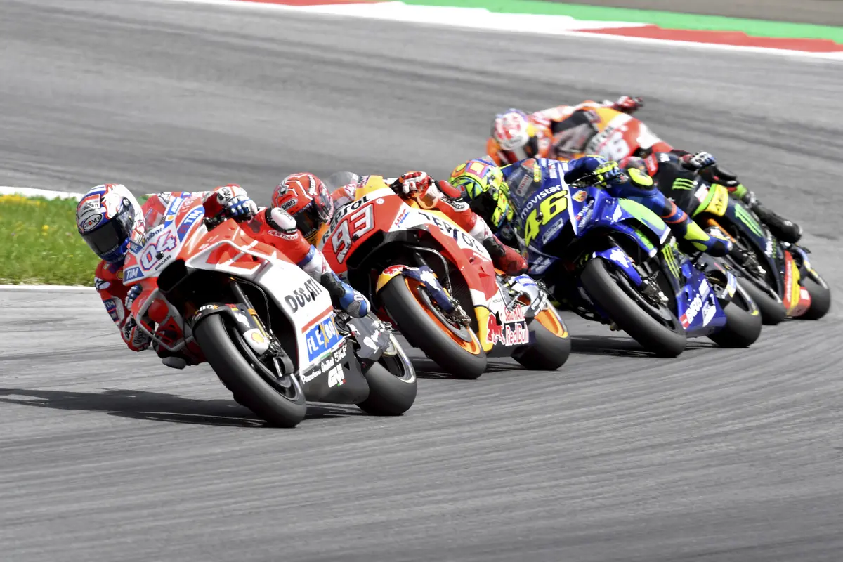 Andrea Dovizioso dan Marc Marquez