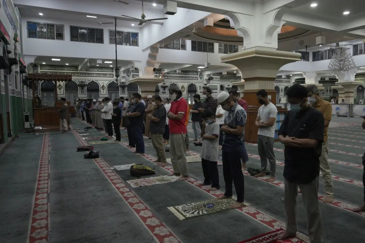 Protokol Kesehatan di Masjid Agung Al Azhar