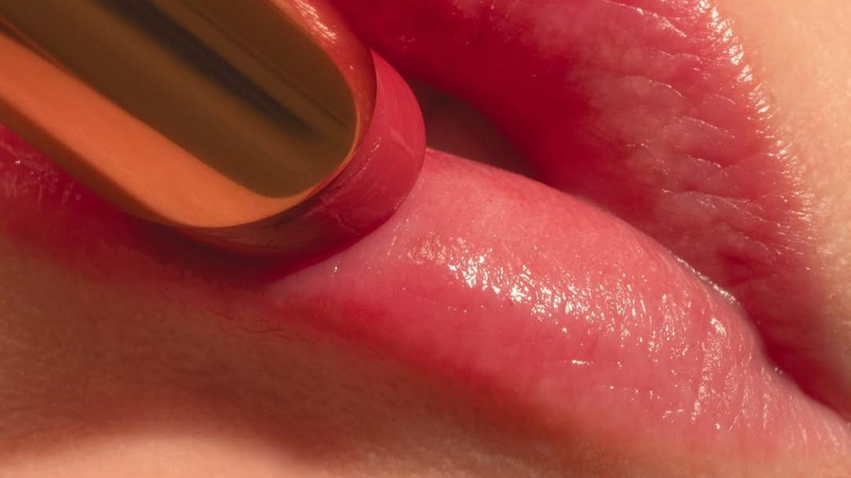 Mengenal NARS Afterglow, Lip Balm dengan Sentuhan Warna Ikonis