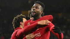 Selain Mo Salah dan Mane, Jurgen Klopp juga memiliki pencetak gol dari bangku cadangan yang bernama Divock Origi. Penyerang asal Belgia tersebut tercatat telah mengantongi dua gol sebagai pemain pengganti pada musim ini, termasuk gol kemenangan melawan Wolves pada menit ke-90+4. (AFP/Justin Tallis)