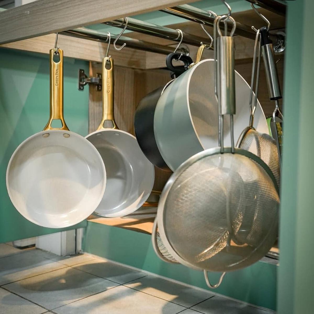 Potret Dapur Sharena Delon