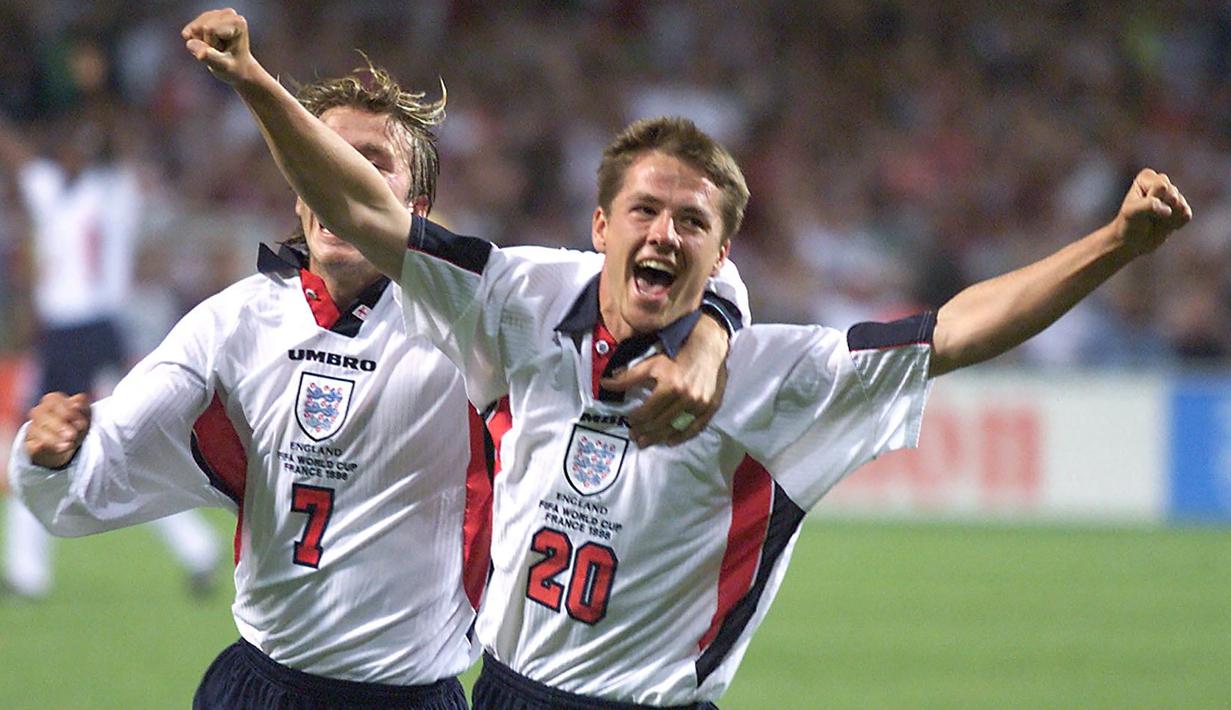 Michael Owen hingga kini masih tercatat sebagai pemain Timnas Inggris dengan dua rekor sekaligus yang dicatatkannya di Piala Dunia 1998. Rekor tersebut adalah sebagai pemain termuda dan sebagai pencetak gol termuda Timnas Inggris di ajang Piala Dunia. Mau lihat aksi-aksinya di Piala Dunia 1998 tersebut? Ini dia beberapa momennya. (AFP/Jacques Demarthon)