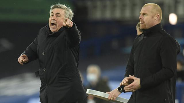 FOTO: Everton Dihajar Burnley di Goodison Park