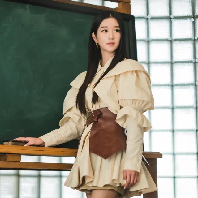 8. Ko Mun Yeong (It’s Okay to Not Be Okay)
