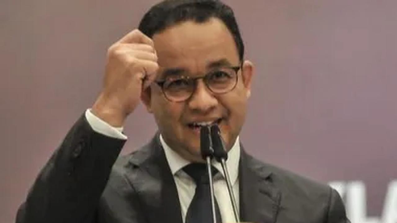 "Istikhorohnya panjang dulu. Kalau orang Jawa itu nglakoni (menjalani) yah, menjalani kayak gini berpuasa dulu lah, harus menjalani macam-macam ritual keagamaan dulu gitu," urai Yenny.