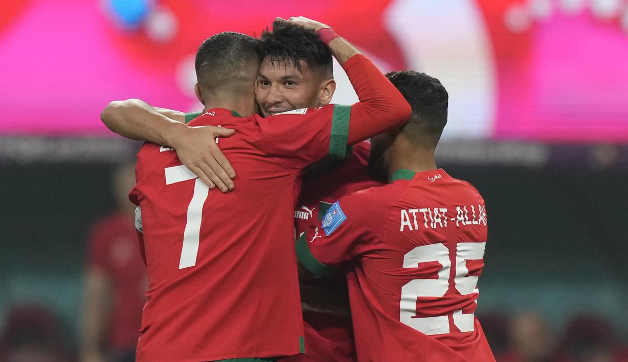 Maroko hanya mampu membalas satu gol ke gawang Kroasia lewat gol Achraf Dari pada menit ke-9 yang sempat membuat kedudukan sama kuat 1-1. (AP Photo/Frank Augstein)