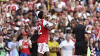Selebrasi Jurrien Timber dalam laga Arsenal vs Leeds United di Premier League 2025/2026, Sabtu (23/8/2025). (AP Photo/Ian Walton)