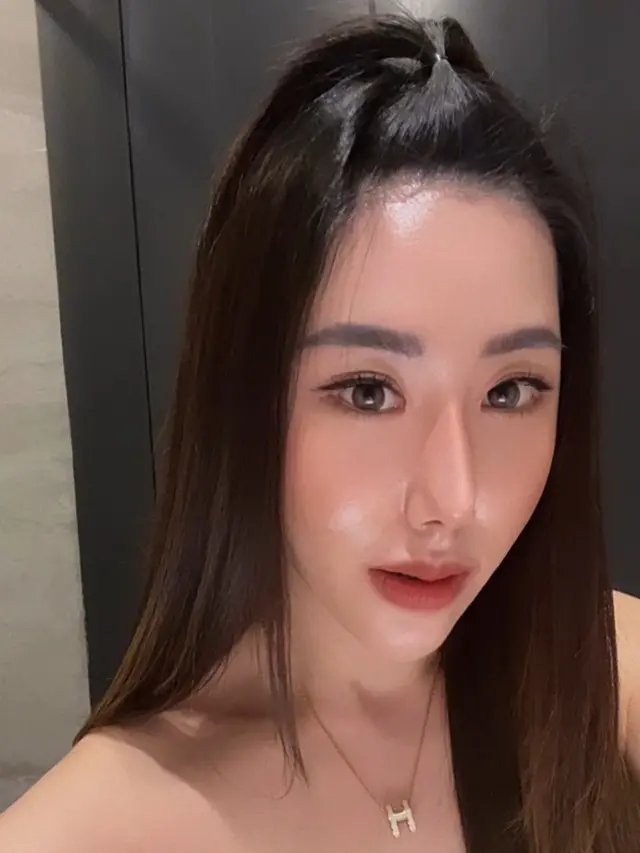 Selebgram Valerie Laurencia buka suara soal konten oplas yang menuai pro kontra di masyarakat