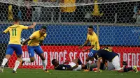 Timnas Brasil menang 2-0 atas Uruguay pada laga lanjutan kualifikasi Piala Dunia 2018 zona CONMEBOL, di Arena do Gremio, Jumat (1/9/2017). (AP Photo/Leo Correa)