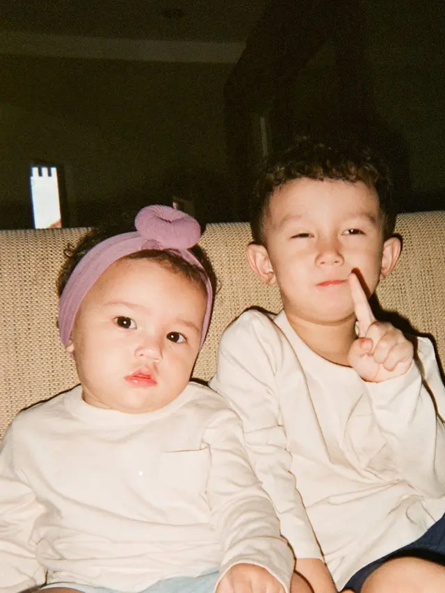 Potret Kompak 6 Anak Selebriti Ini Bikin Gemas, Sibling Goals