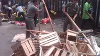 Puluhan Lapak Penjual takjil di Bogor ditertibkan. (Liputan6.com/Bima Firmansyah)