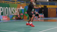 Tunggal putra Indonesia Chico Aura Dwi Wardoyo lolos ke semifinal setelah mengalahkan Li Shi Feng di perempat final Kejuaraan Asia 2022, Jumat (29/4). (foto: PBSI)