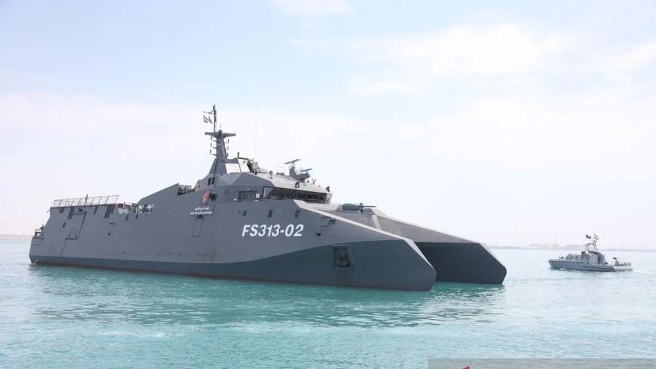 IRGC Hantam Kapal Kontainer Israel di Teluk Persia dengan Rudal Balistik