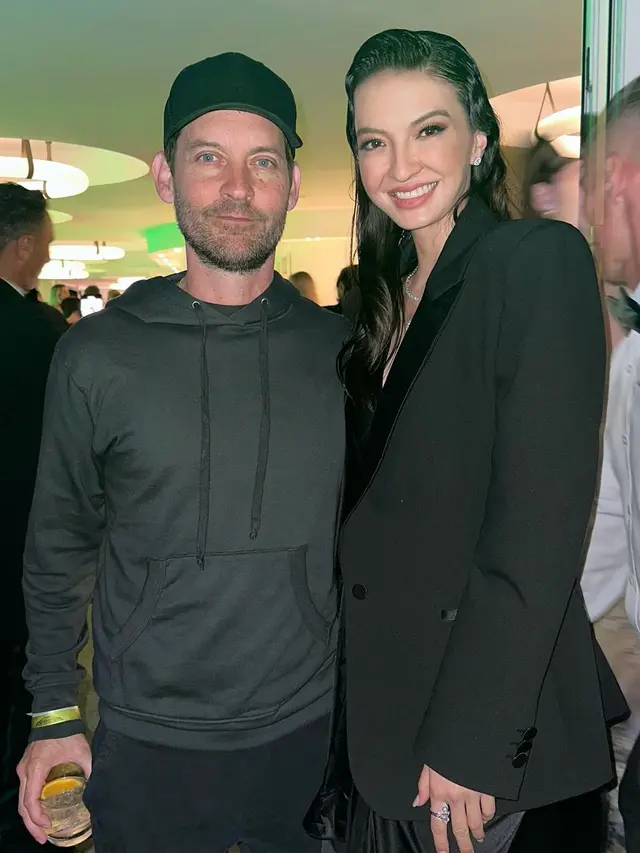 Raline Shah jumpa Tobey Maguire bintang Spider-Man di Festival Film Cannes 2023 (Foto: Instagram ralineshah)