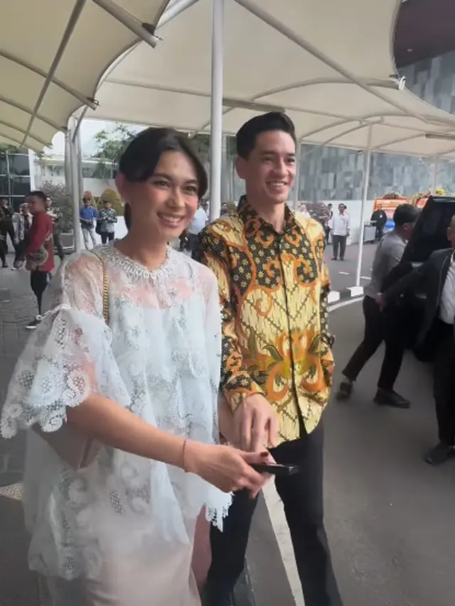 Gaya Kompak Nana Mirdad dan Naysilla Mirdad Support Sang Ayah yang Dilantik Jadi Anggota DPR