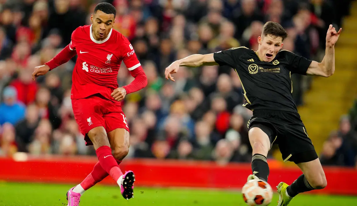 Liverpool tampil agresif sejak menit awal pertandingan. (AP Photo/Jon Super)