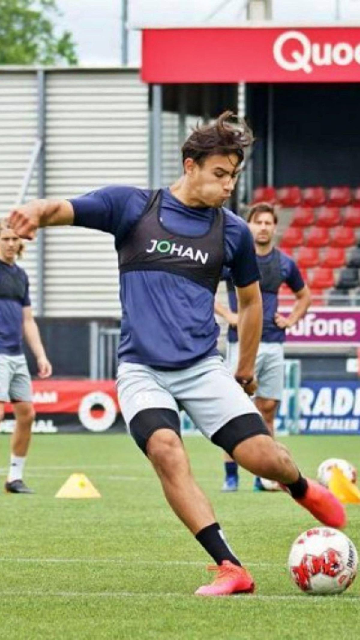 Shin Tae-yong baru memanfaatkan mantan pemain Excelsior itu sebagai gelandang bertahan bersama Ivar Jenner. Foto: instagram.com/nathantjoeaon<br>