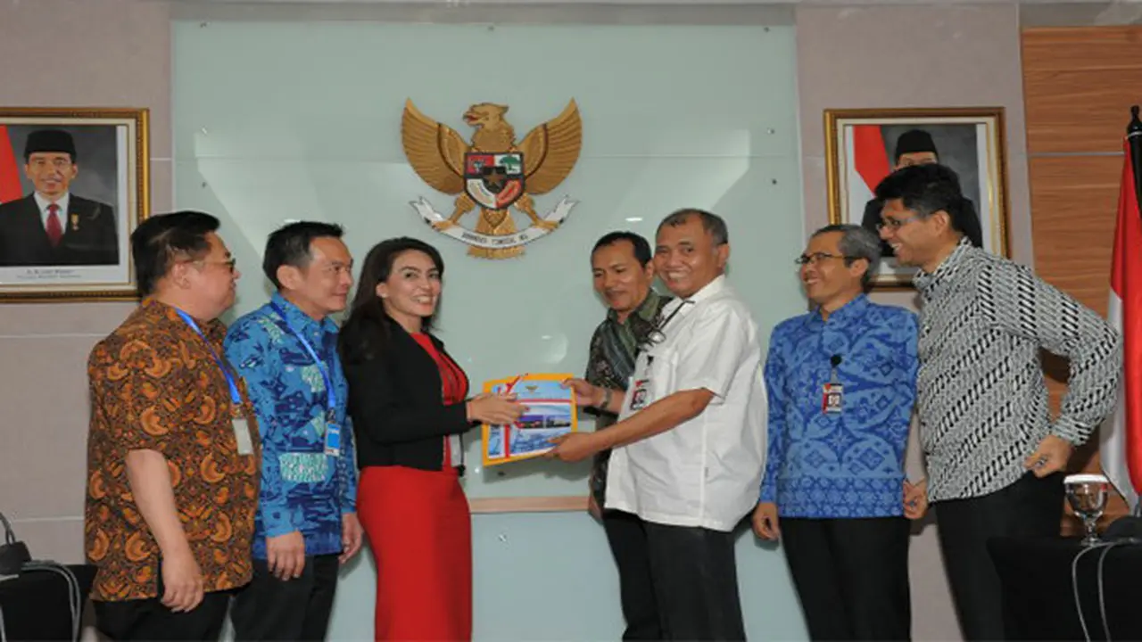 Pansus Pelindo II Serahkan Hasil Audit BPK ke KPK