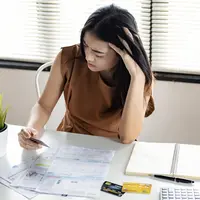 Merana karena masalah kartu kredit./Copyright shutterstock.com/g/sitthipong_chuanpo