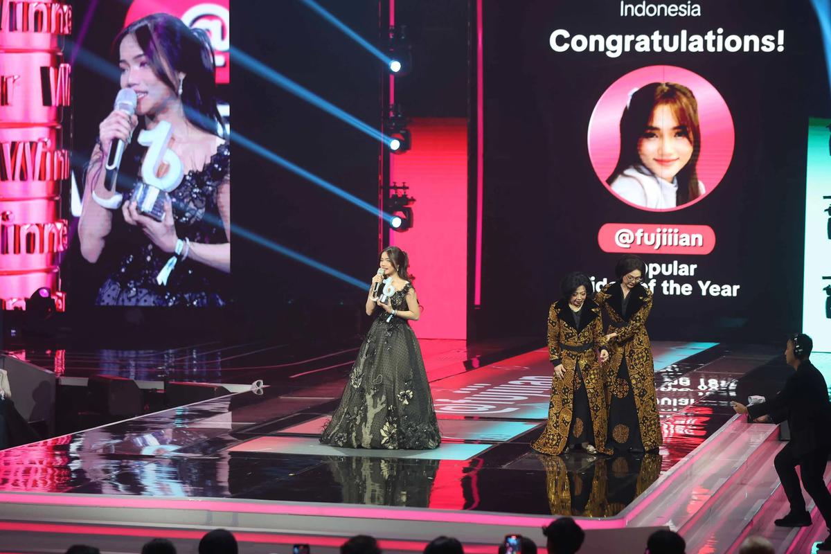 FOTO: Malam Spektakuler TikTok Awards 2025 Hadirkan Deretan Bintang dan Pemenang Terfavorit