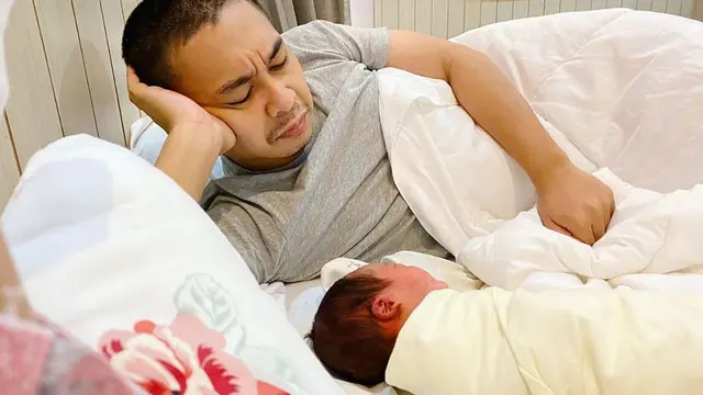 [Fimela] Istri Raditya Dika Melahirkan Anak Kedua