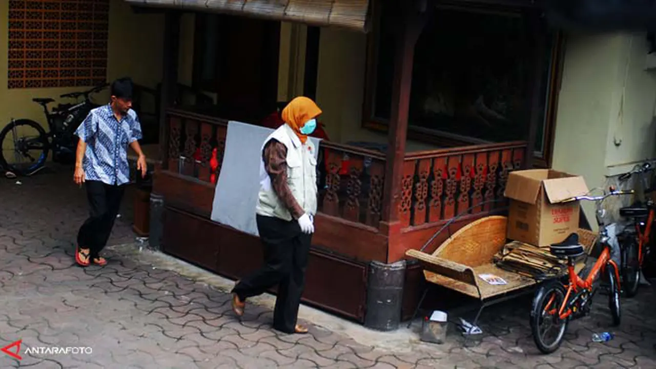 kpk-anas-sita-131112-c.jpg
