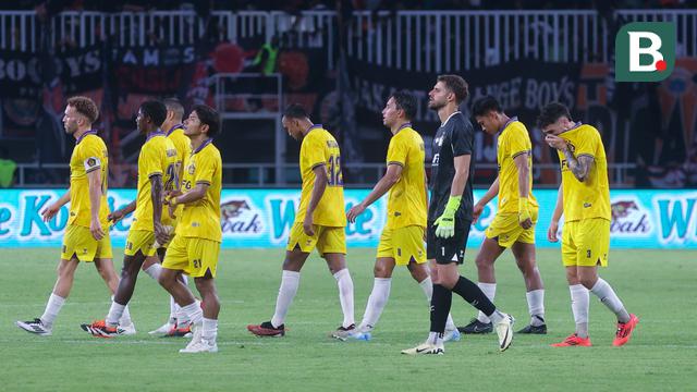 Foto: Melihat Kompaknya Gustavo Almeida dan Marko Simic Saat Bawa Persija Jakarta Taklukkan Persik Kediri di BRI Liga 1