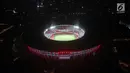 Pemandangan udara Stadion Utama Gelora Bung Karno saat uji coba lampu LED, Jakarta, Rabu (10/1). PPKGBK berharap perubahan tersebut bisa meningkatkan kenyamanan penonton menyaksikan pertandingan di Stadion Utama GBK. (Liputan6.com/Arya Manggala)