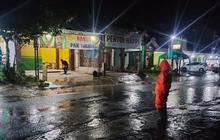 Banjir Longsor Trenggalek Tutup Jalur Utama Bandung-Prigi, BPBD Imbau Waspada Cuaca Ekstrem