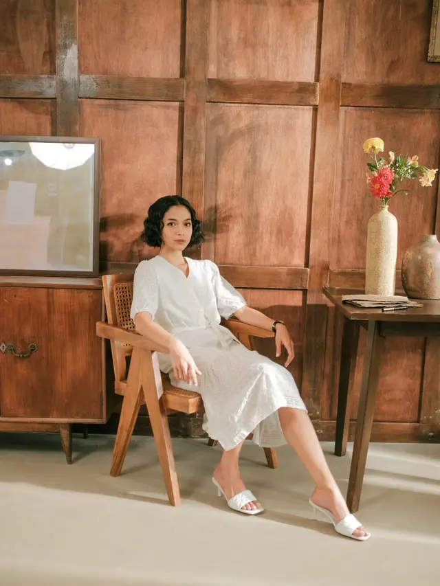 Putri Marino x This Is April