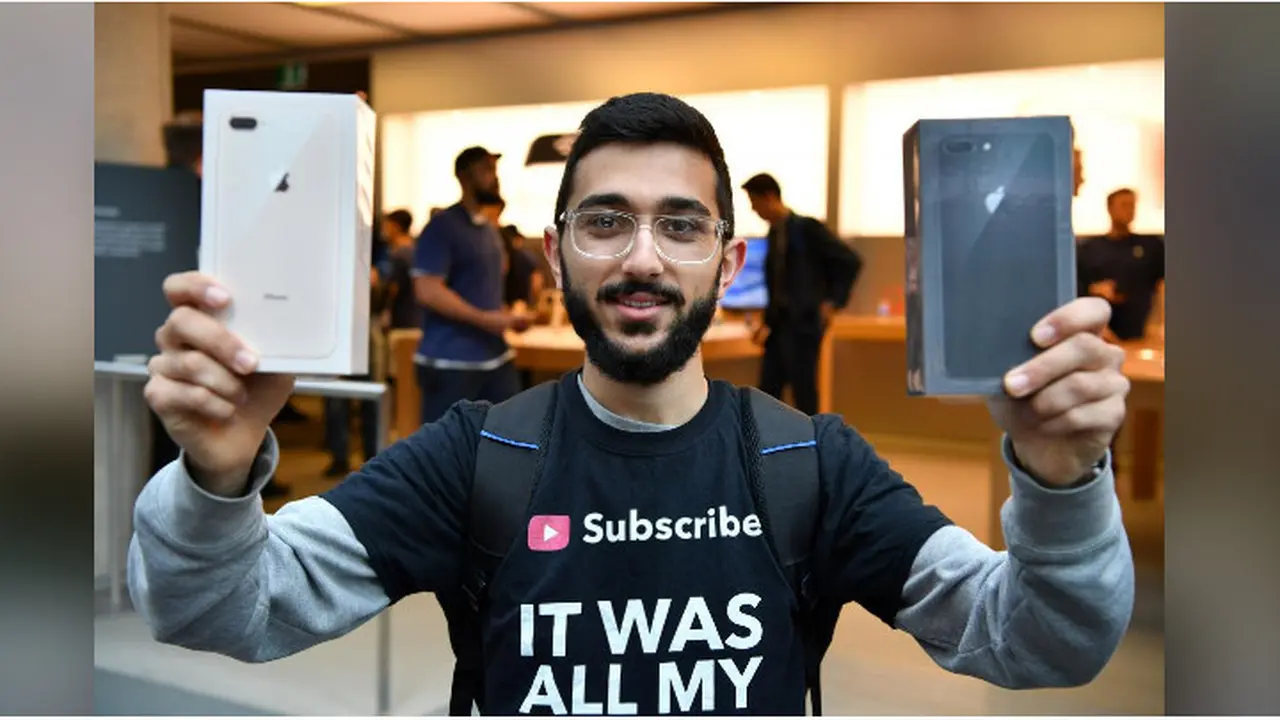 iPhone 8