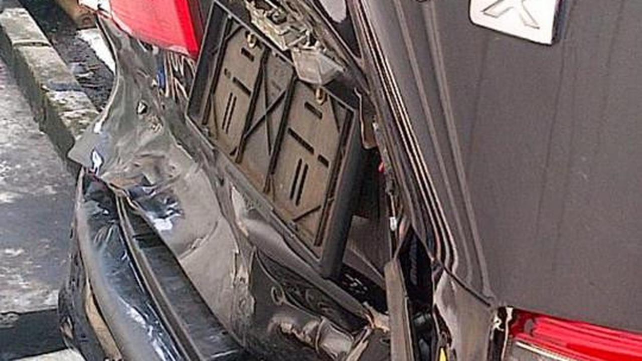 Kondisi mobil Luxio pasca-kecelakaan dengan BMW Rasyid