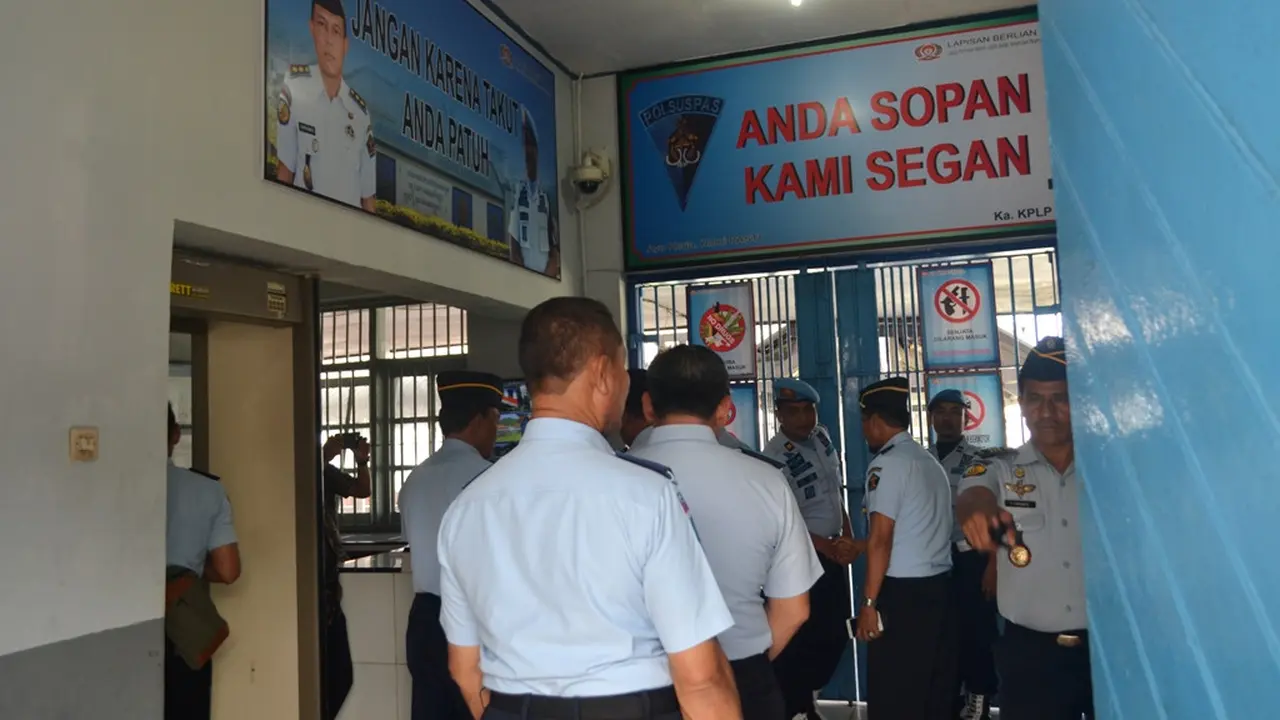 Sidak Kantor Wilayah Kemenkumham Jateng di Lapas Permisan, Nusakambangan. (Foto: Liputan6.com/Muhamad Ridlo/Basarnas)