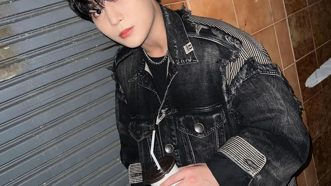 Cedera Kaki, Jongho ATEEZ Hentikan Aktivitas Sementara