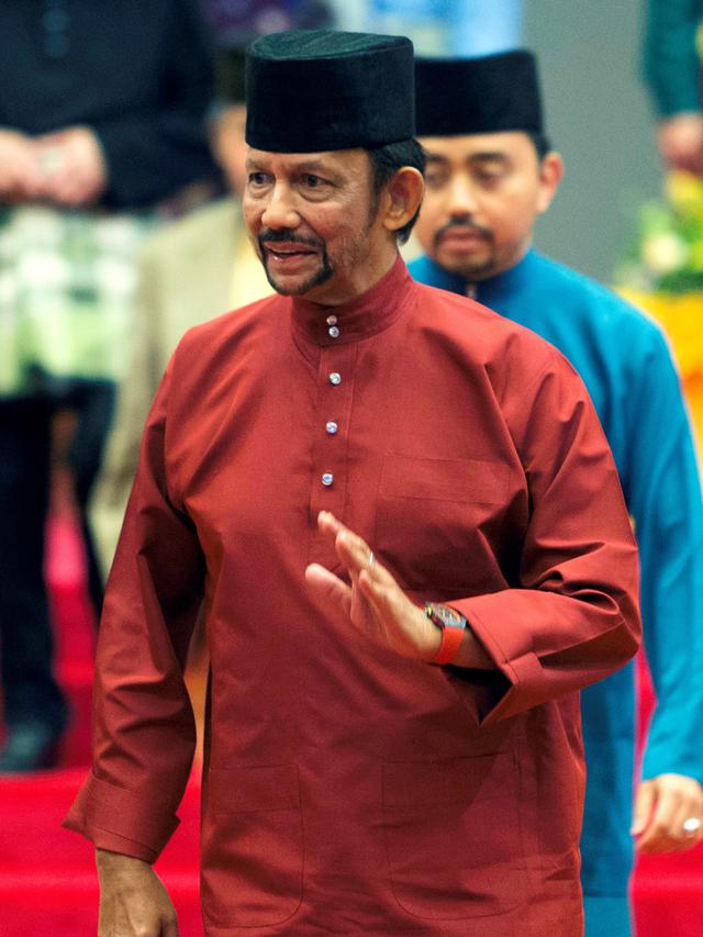 Brunei Berlakukan Hukum Rajam LGBT Mulai Hari Ini