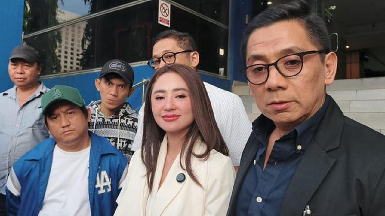 Dewi Perssik Tempuh Jalur Hukum, Laporkan Dugaan Manipulasi Data ke Polda Metro Jaya
