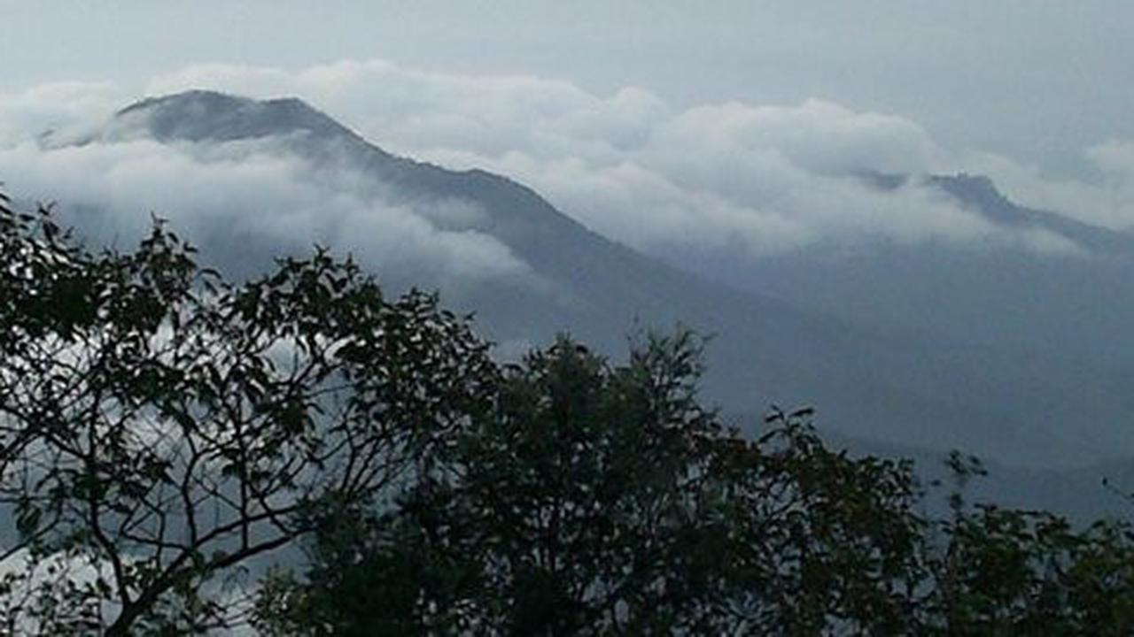 Cari 7 ABG yang hilang di Gunung Lawu, 6 jalur pendakian diobok-obok
