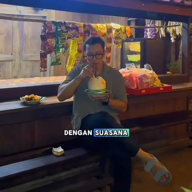 Desain Warung Makan Andre Taulany yang Asri