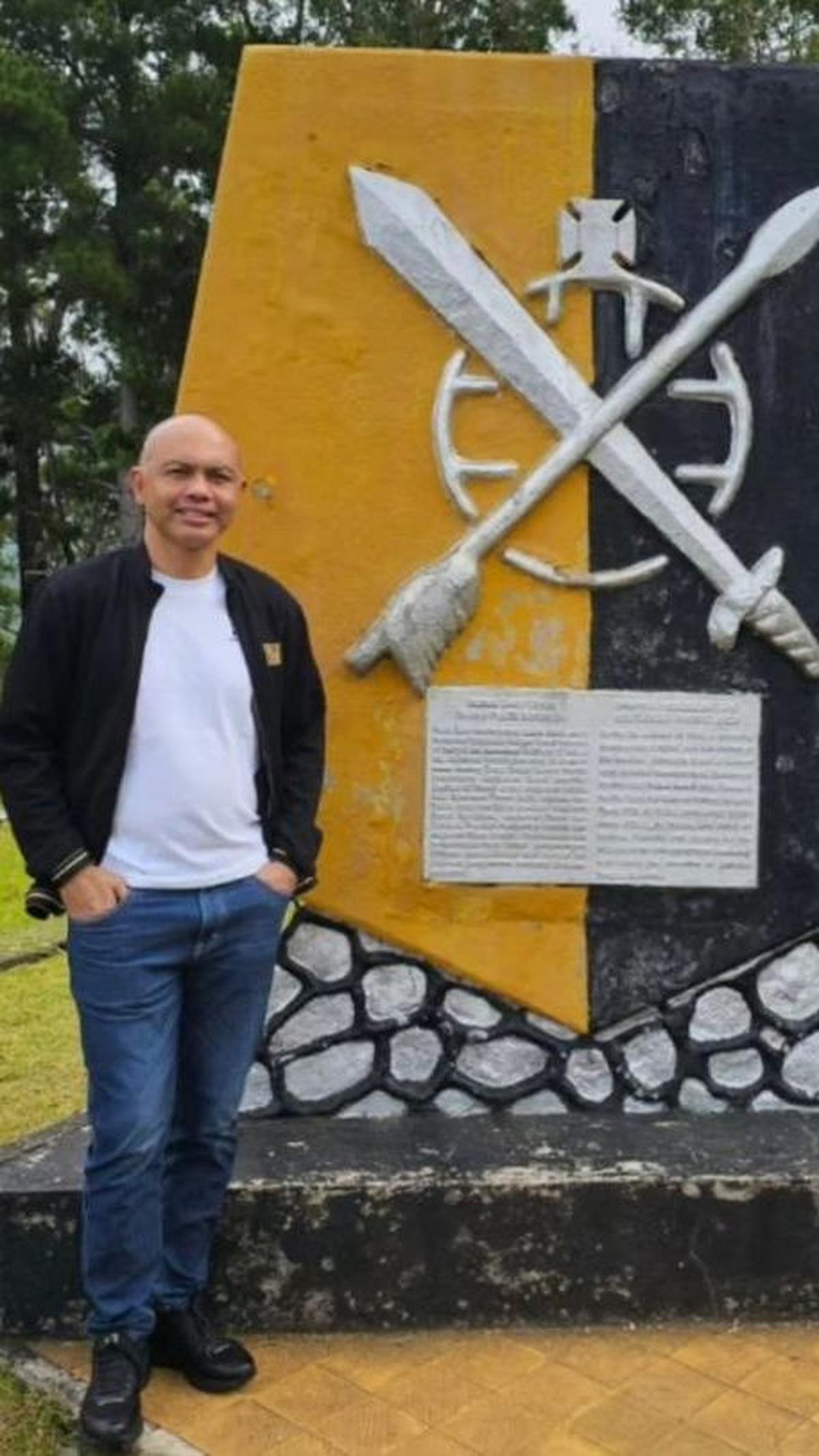 Irjen Polisi Hendro Pandowo membagikan sepucuk surat cinta di akun media sosial miliknya. <br>