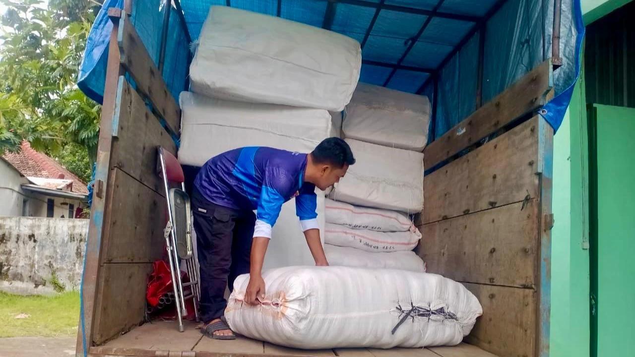 Pemprov Jateng Kirim Makanan Siap Saji hingga Tenda dan Selimut ke Empat Daerah Banjir di Jateng