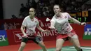 Ganda Putri Denmark, Maiken Fruergaard/Sara Thygesen, saat melawan wakil Indonesia, Greysia Polii/Apriyani Rahayu, pada laga final Daihatsu Indonesia Masters 2020 di Istora, Jakarta, Minggu (19/1). Greysia/Apriyani menang 18-21, 21-11, dan 23-21. (Bola.com/M Iqbal Ichsan)